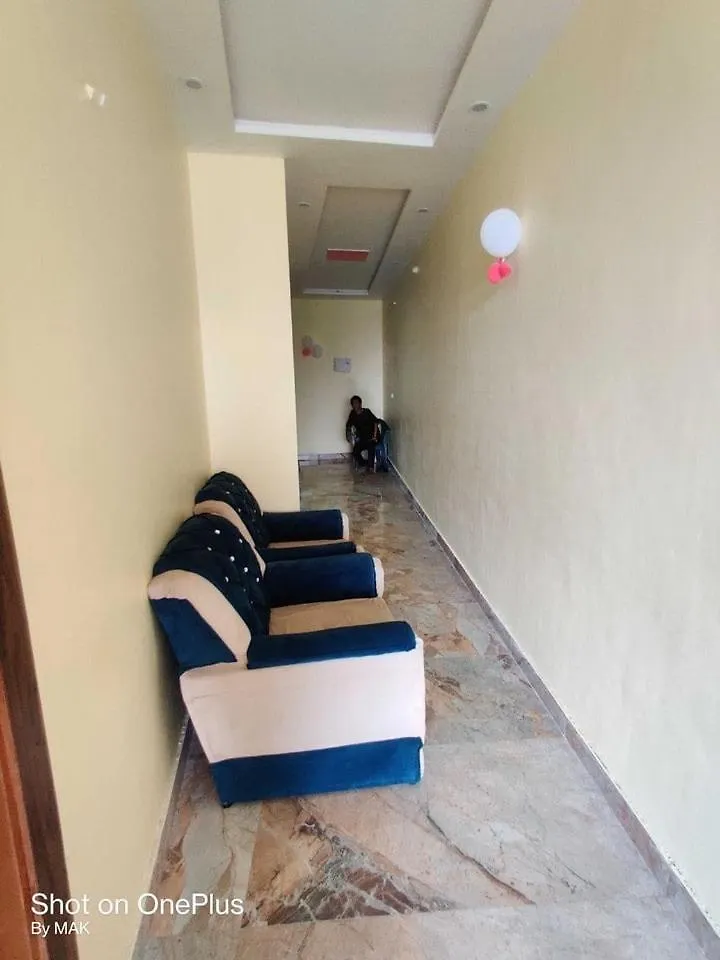 Hotel O Priya Palace Home Stay Agra