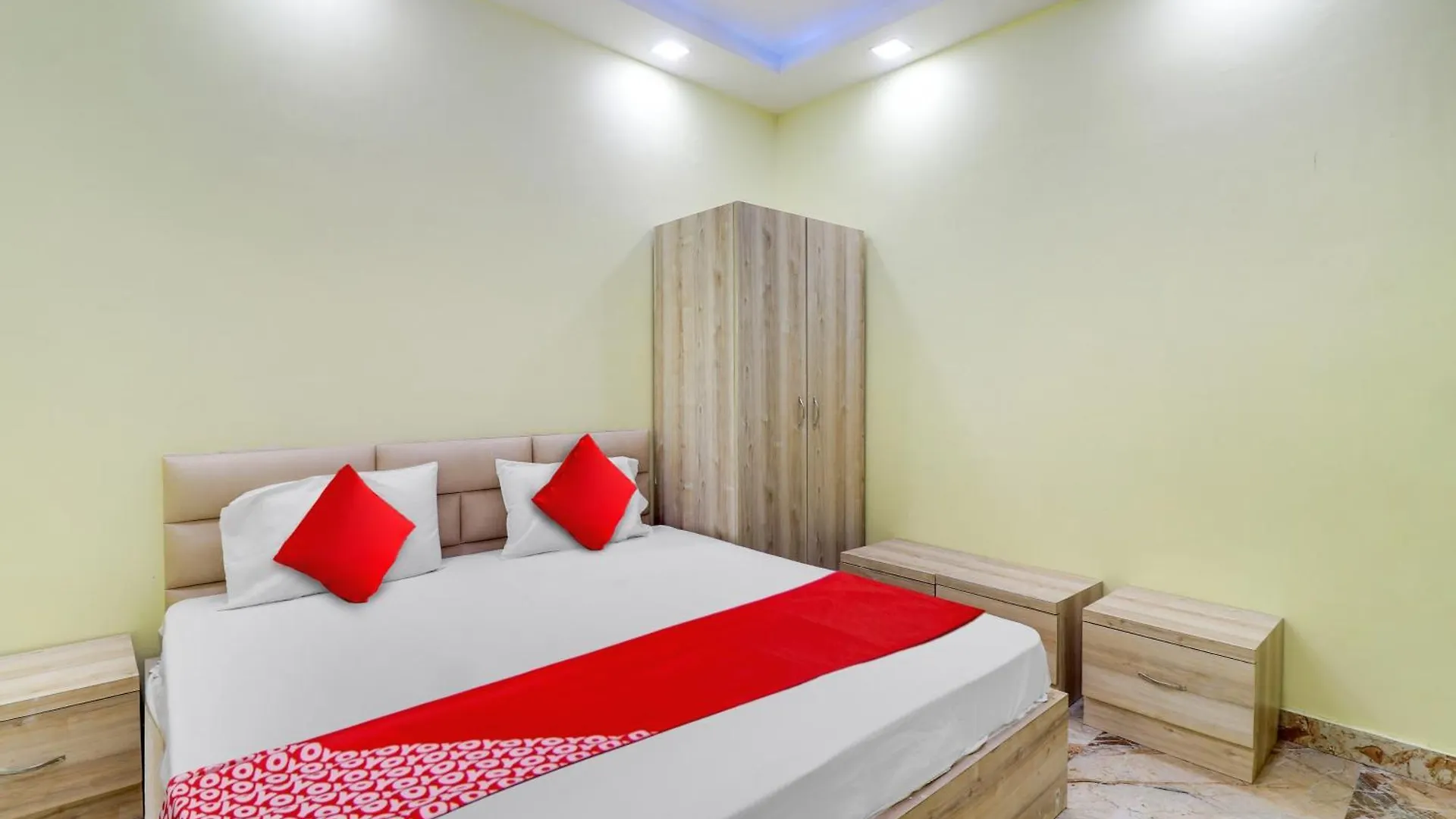 Hotel O Priya Palace Home Stay Agra   Agra (Uttar Pradesh)